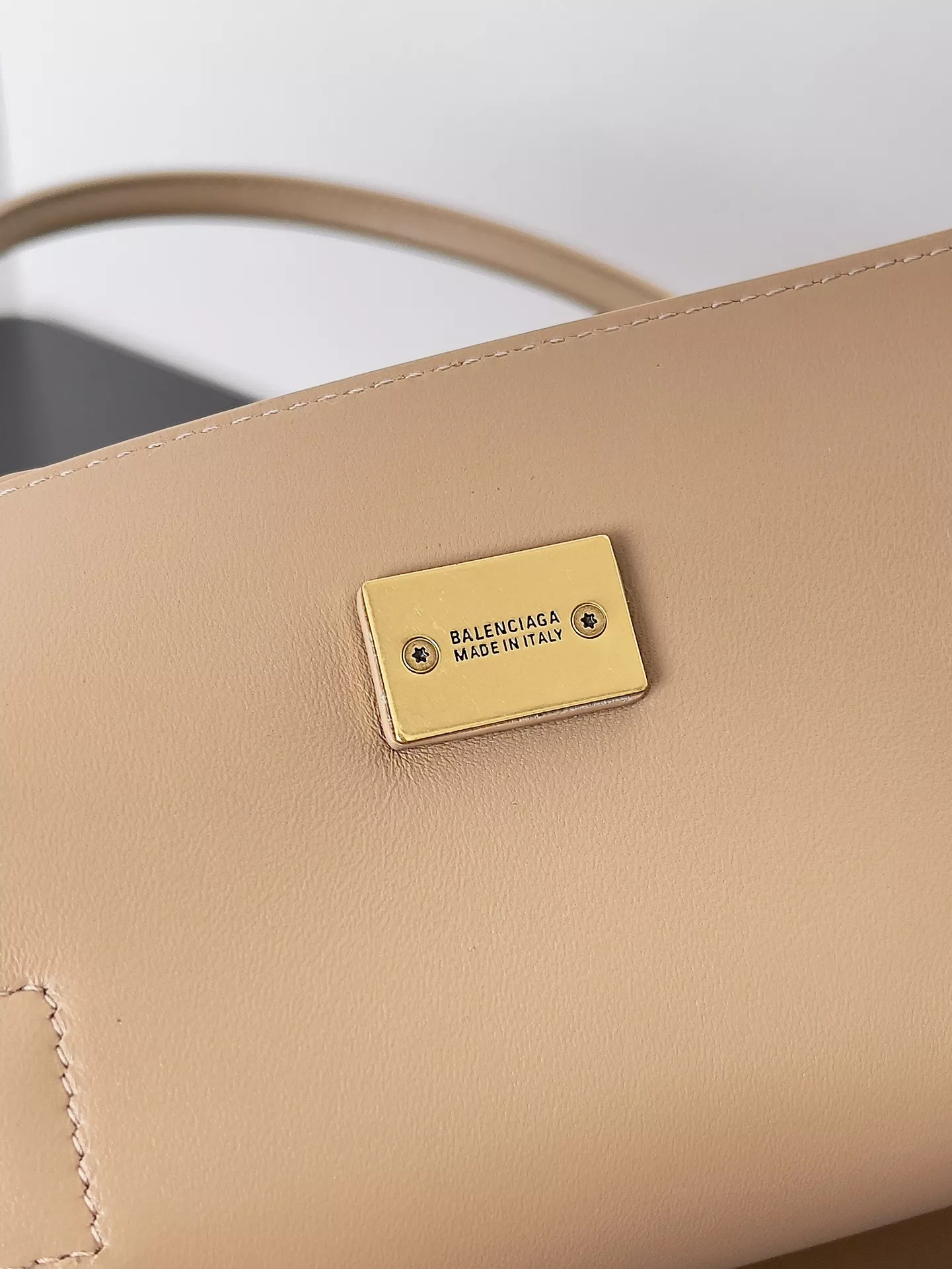 Balenciaga Bel Air Medium-06