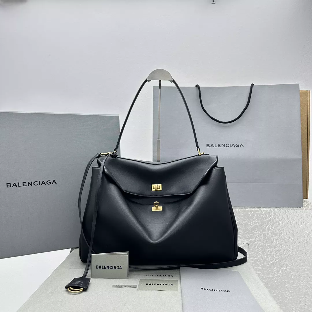 Balenciaga Rodeo Large-01