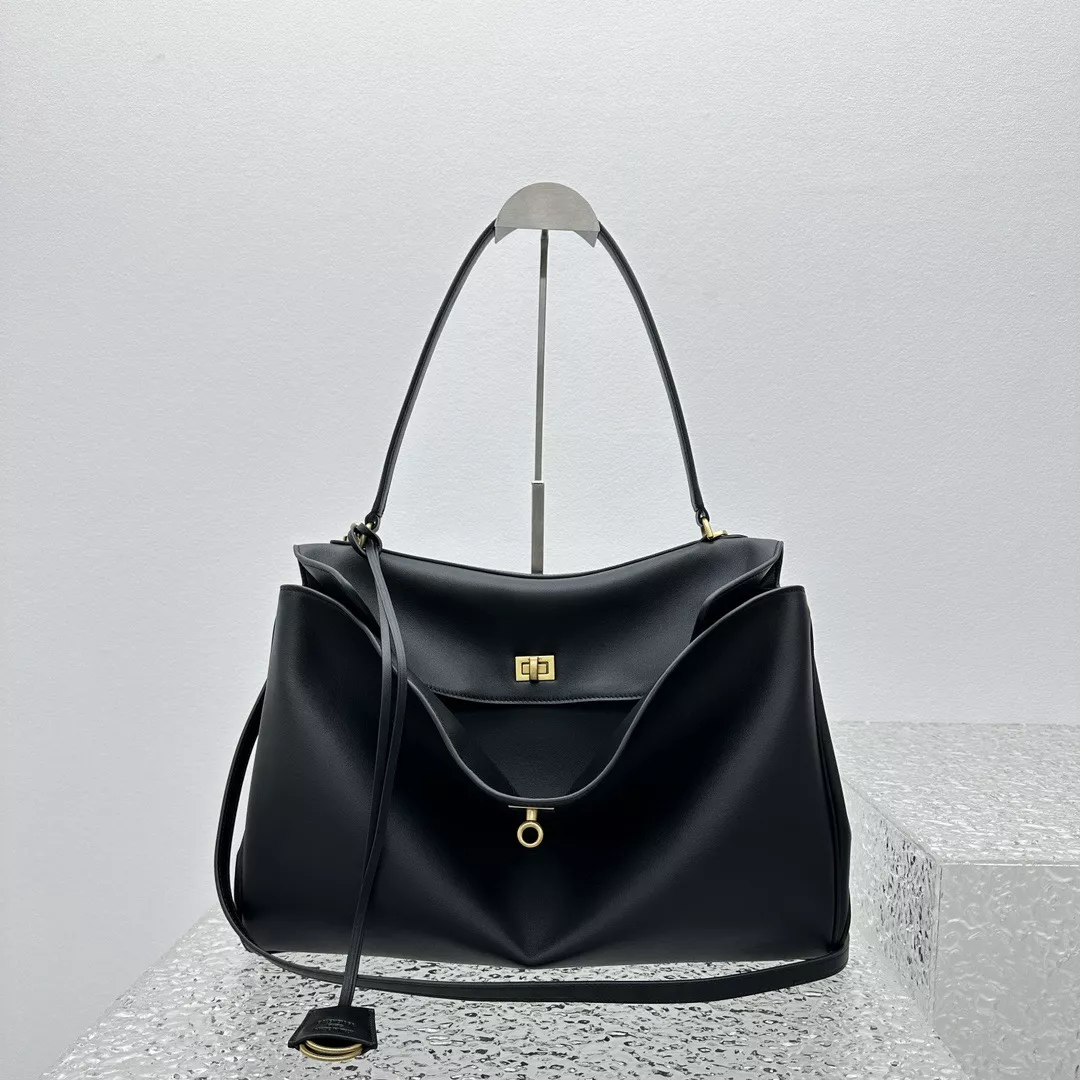 Balenciaga Rodeo Large-02