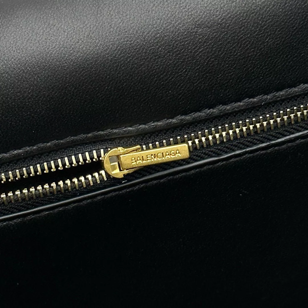 Balenciaga Rodeo Large-11