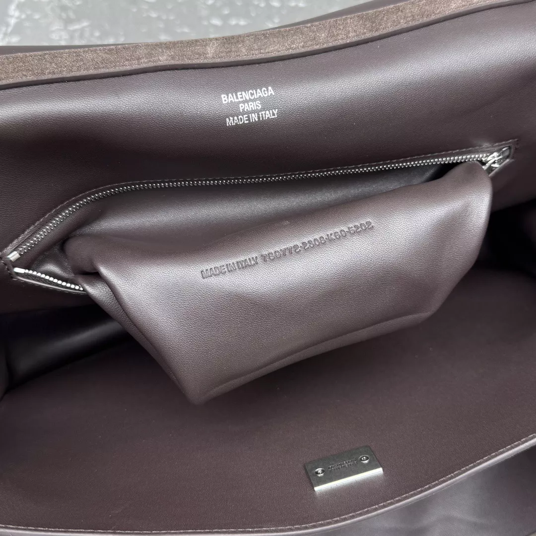 Balenciaga Rodeo Medium-07