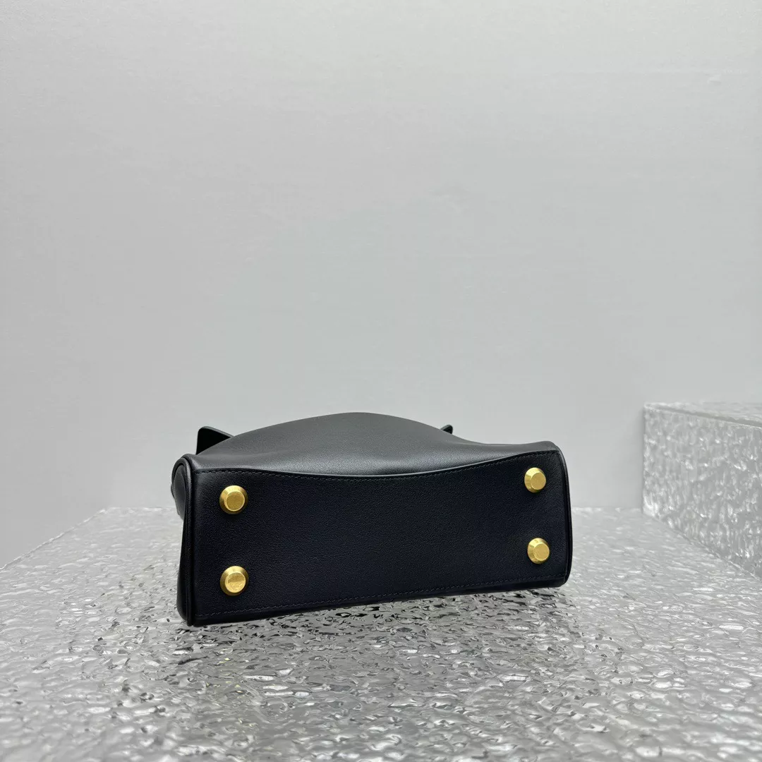 Balenciaga Rodeo Mini-05