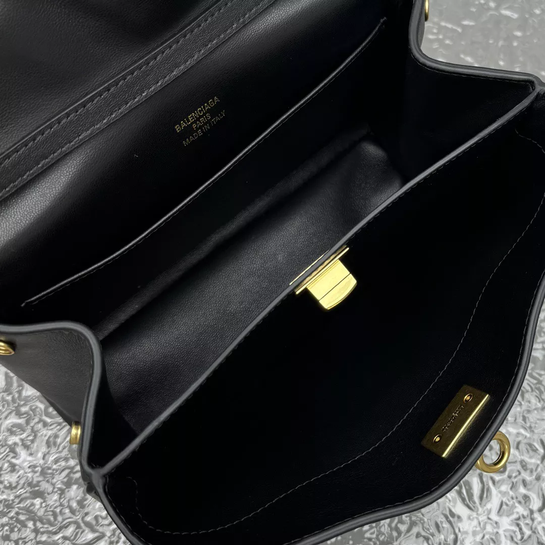 Balenciaga Rodeo Mini-06