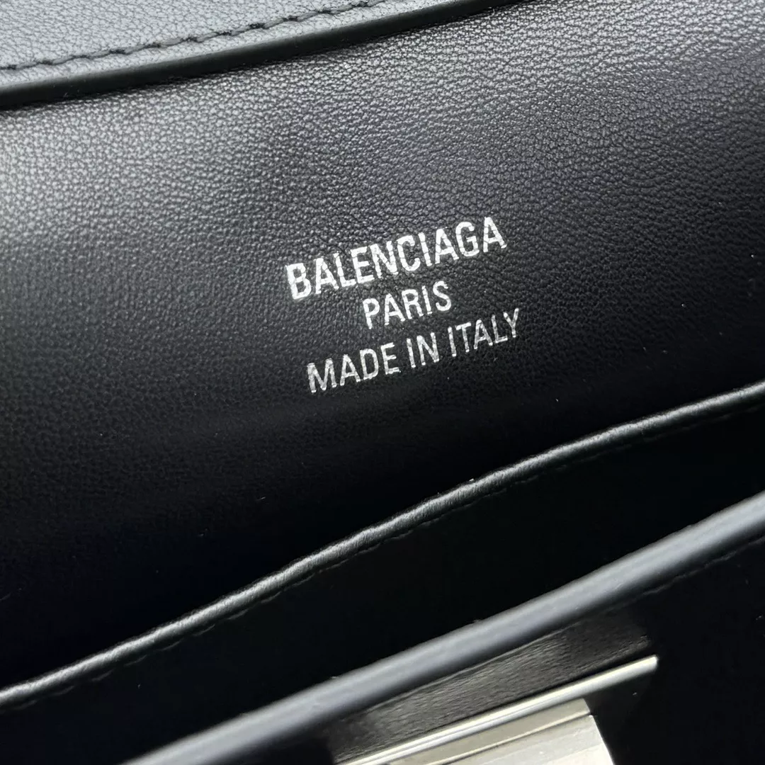 Balenciaga Rodeo Mini-07