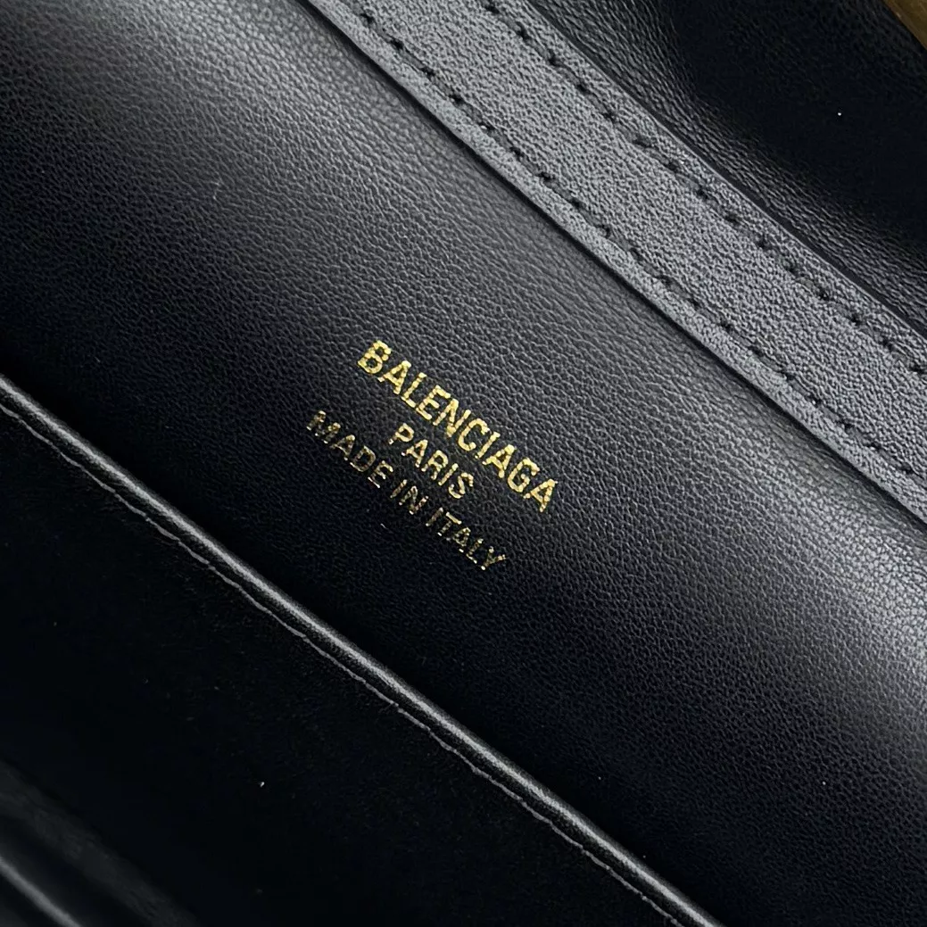 Balenciaga Rodeo Mini-09