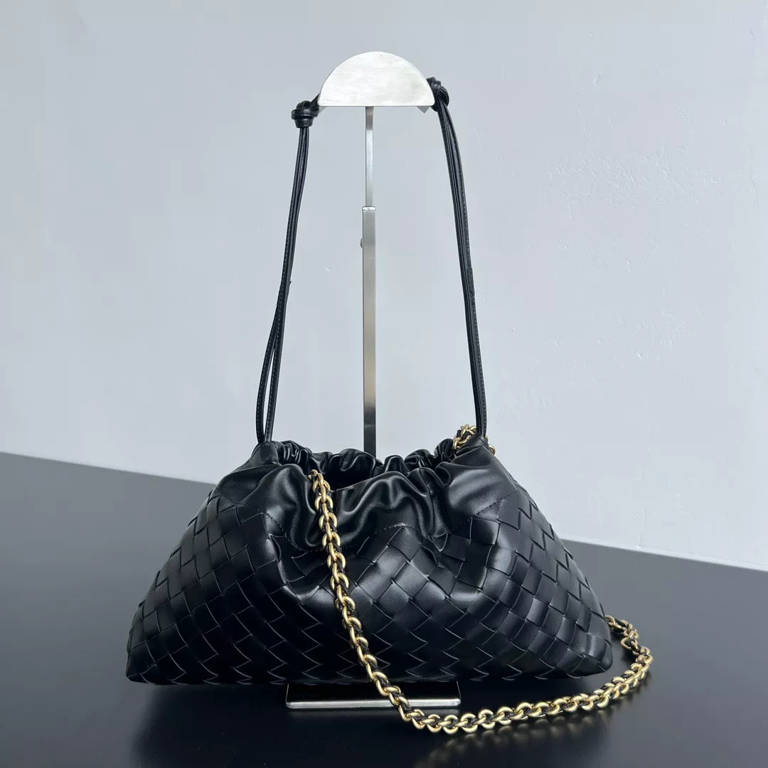 Bottega Veneta Dustbag-01