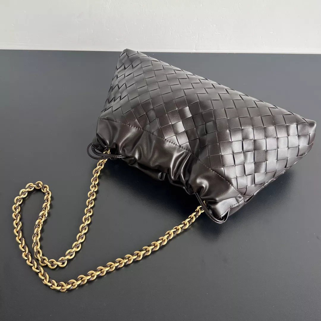 Bottega Veneta Dustbag-04