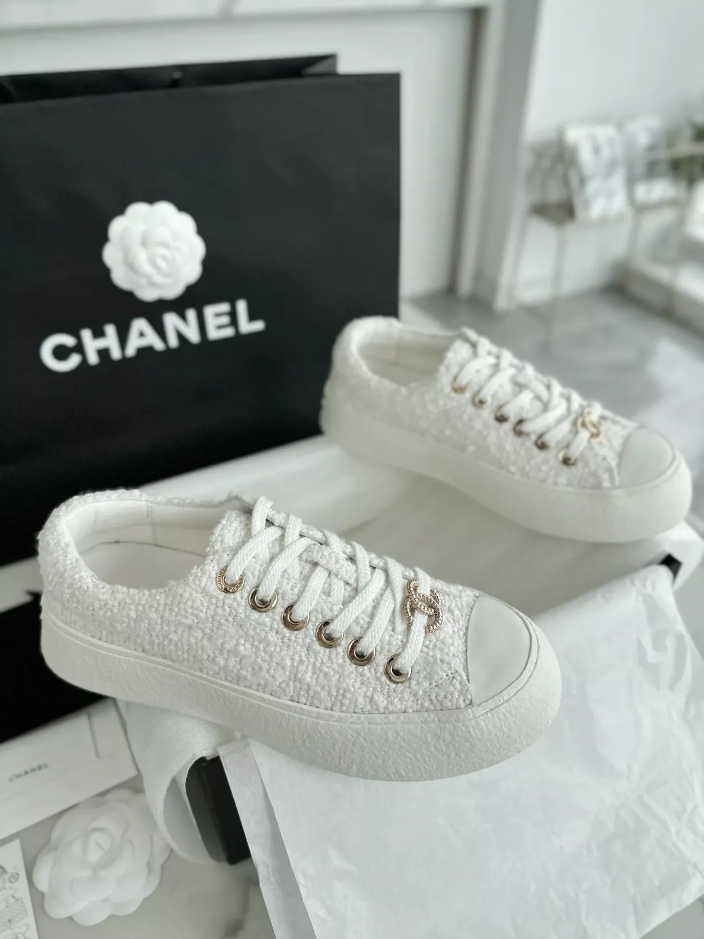 Chanel-24P