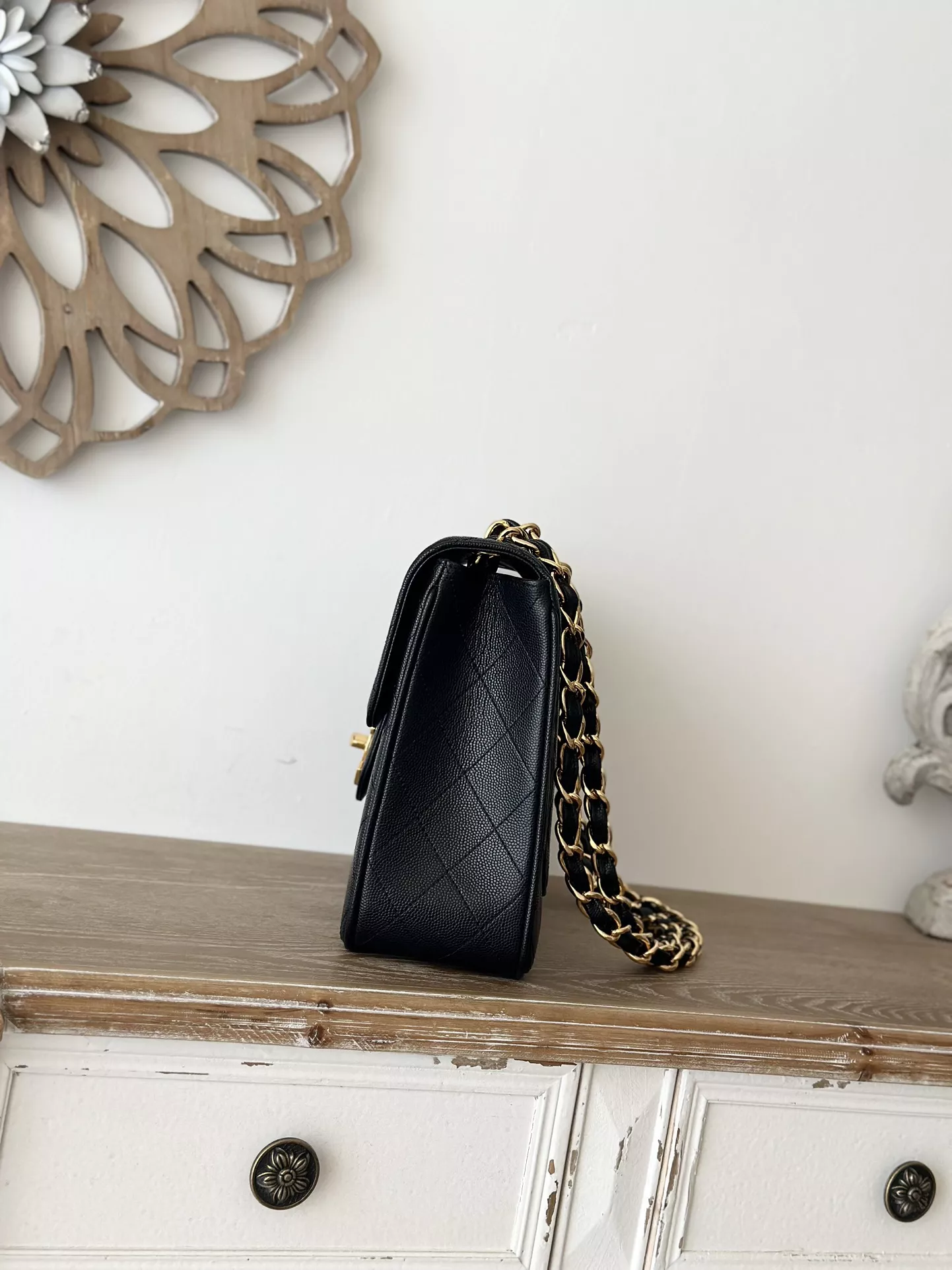 Chanel Classic Flap Bag-02
