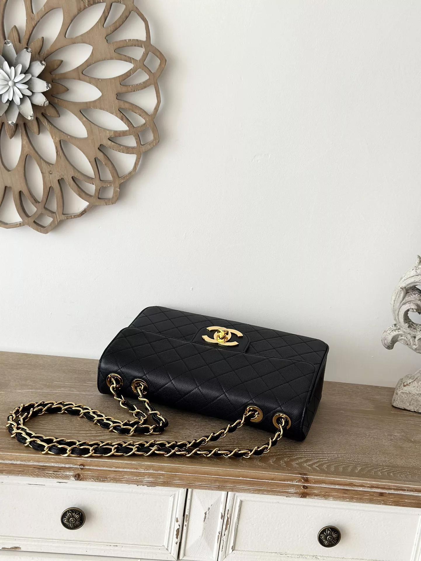 Chanel Classic Flap Bag-04
