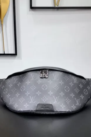 Louis Vuitton Discovery