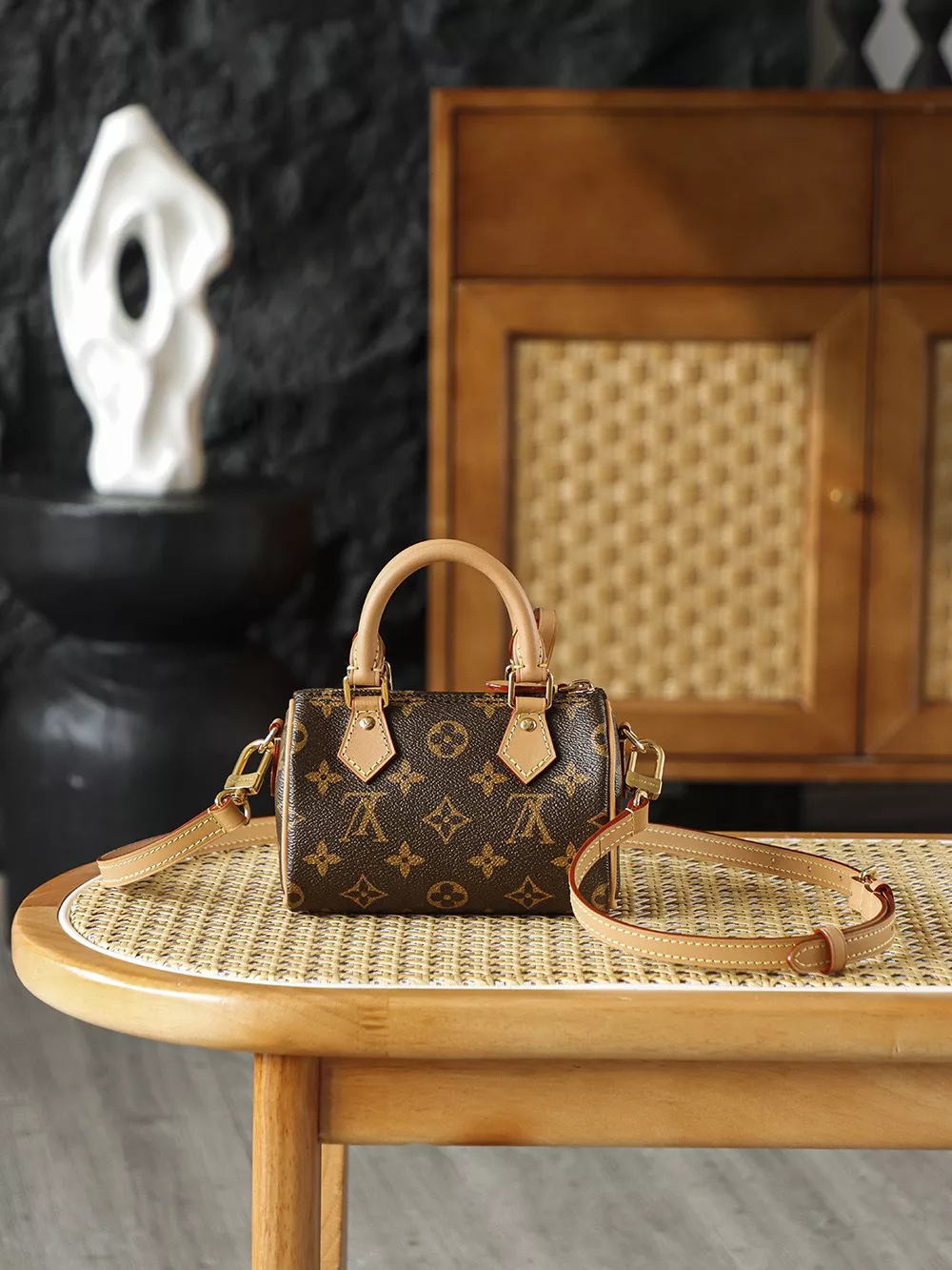 Louis Vuitton Speedy Nano-03