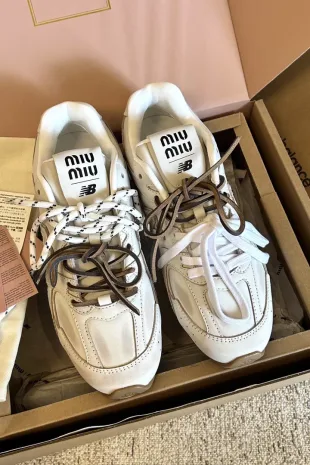 Miu Miu x New Balance 530