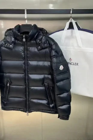 Moncler Maya