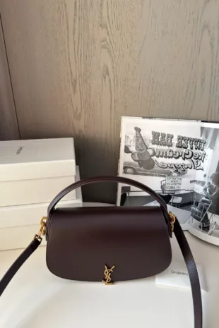 Yves Saint Laurent Voltaire